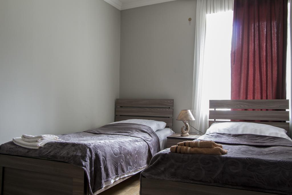 Guesthouse Ori Beli In メスティア エクステリア 写真
