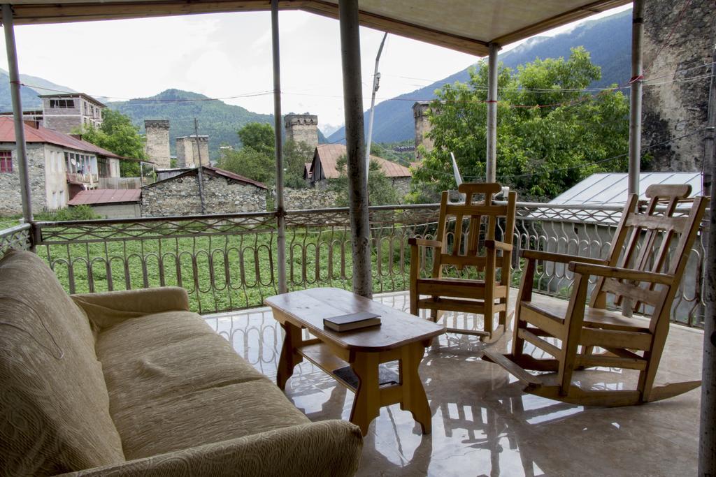 Guesthouse Ori Beli In メスティア エクステリア 写真