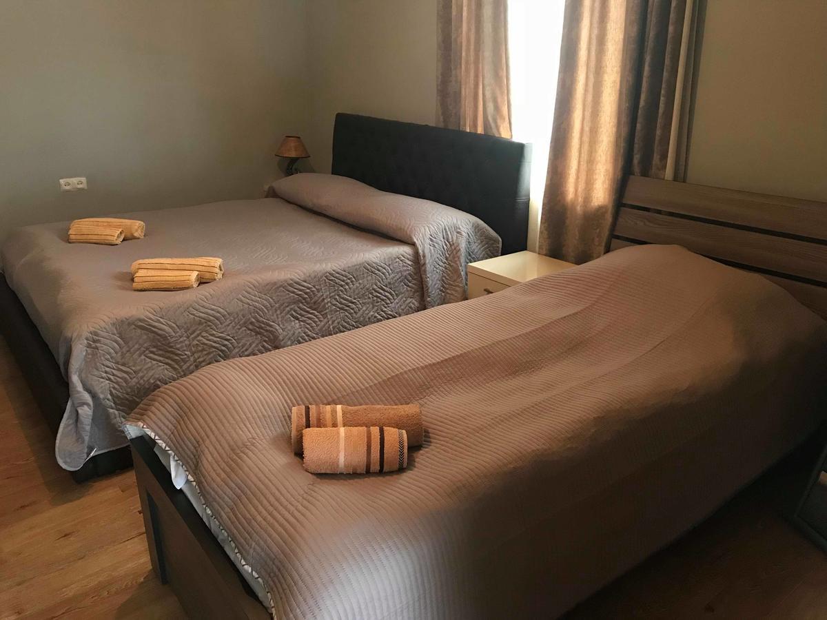 Guesthouse Ori Beli In メスティア エクステリア 写真