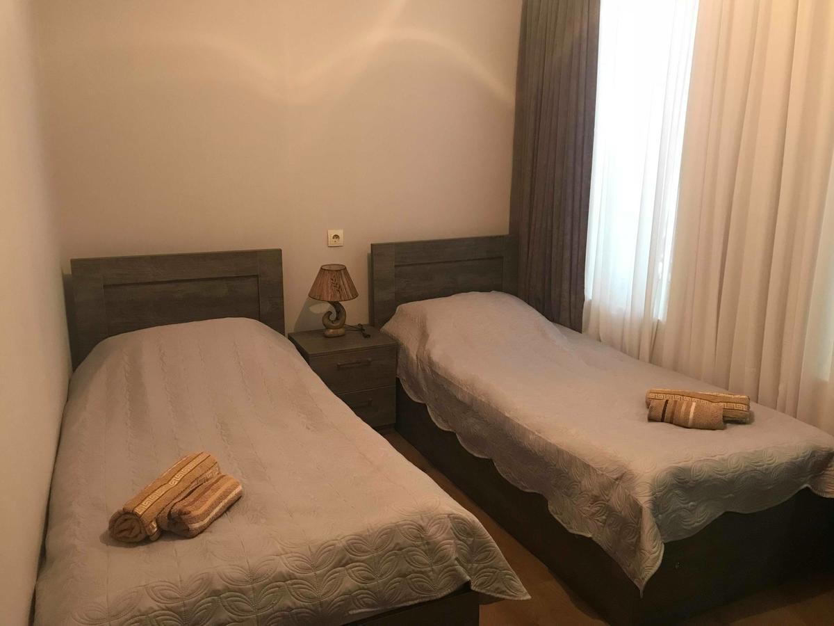 Guesthouse Ori Beli In メスティア エクステリア 写真
