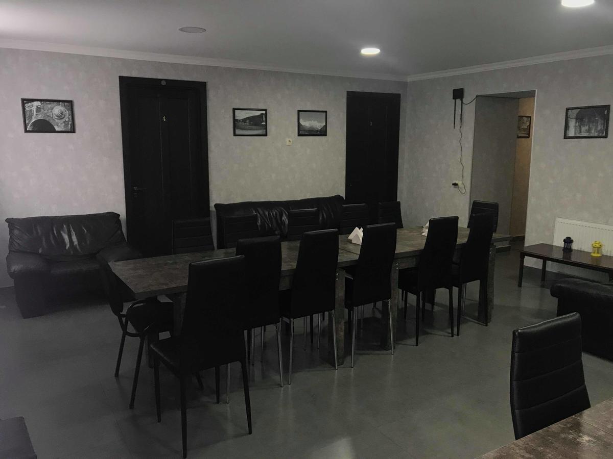 Guesthouse Ori Beli In メスティア エクステリア 写真